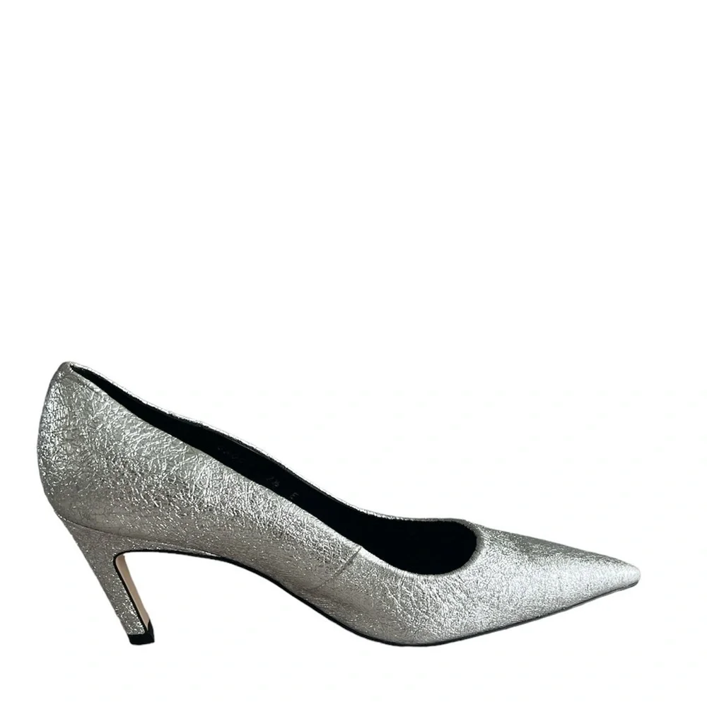 Good American The Icon Pointed Toe pump Heels. Silver crackle leather size 7.